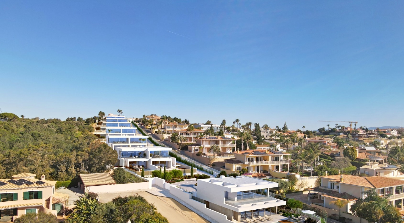 Exclusive Villa with Sea Views in a closed condominium at Monte Lemos, Praia da Luz