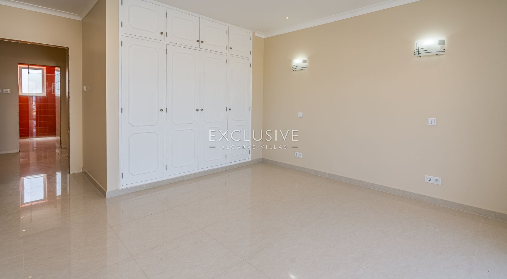 Fully Renovated Modern Villa with Sea Views in Cerro das Mós, Lagos