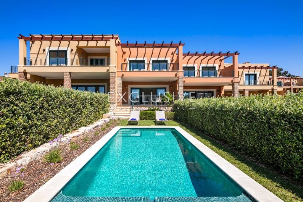Luxuriöse 3-Schlafzimmer-Villa mit privatem Pool und Meerblick in Carvoeiro