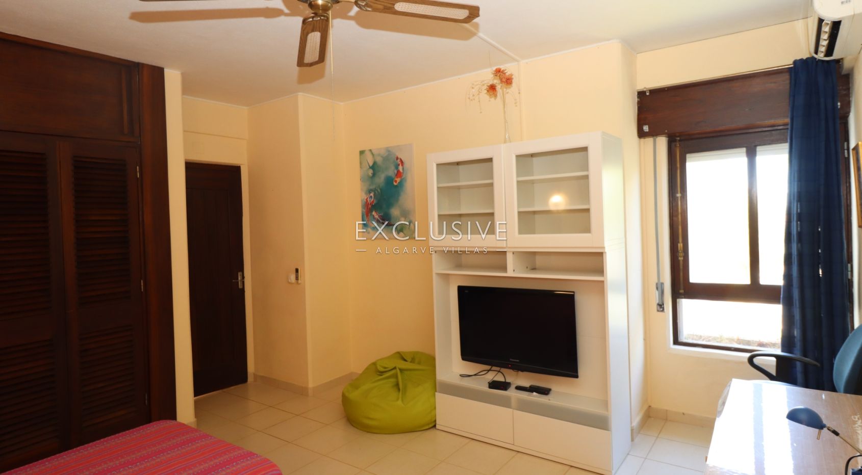 Geräumige Duplex-Wohnung mit drei Schlafzimmern in Vilamoura