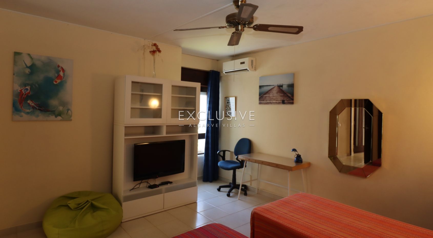 Geräumige Duplex-Wohnung mit drei Schlafzimmern in Vilamoura