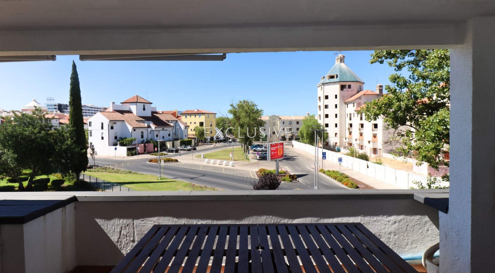 Geräumige Duplex-Wohnung mit drei Schlafzimmern in Vilamoura