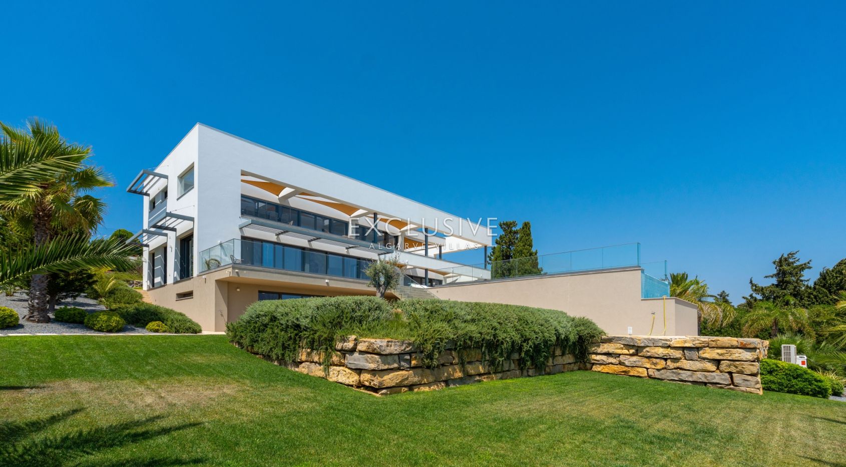 Villa atemberaubendem Meerblick und fußläufiger Entfernung zum Strand & Zentrum,, Luz