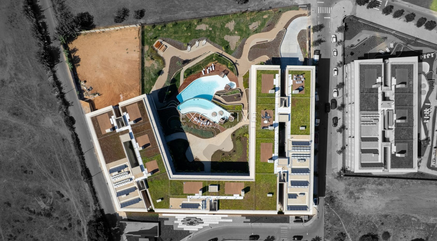 Beach front New Two Bedroom Apartment with Sea Views - Algarve