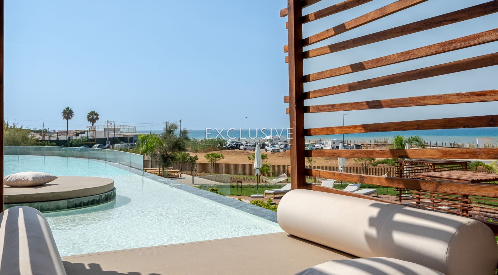 Beach front New Two Bedroom Apartment with Sea Views - Algarve