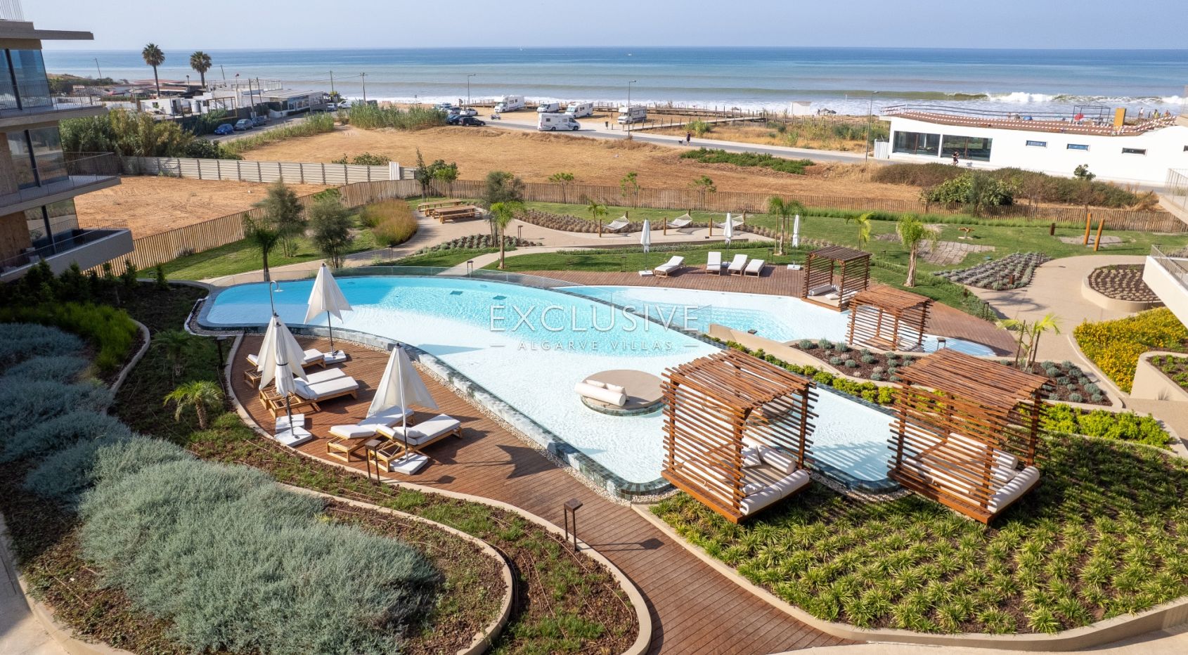 Beach front New Two Bedroom Apartment with Sea Views - Algarve