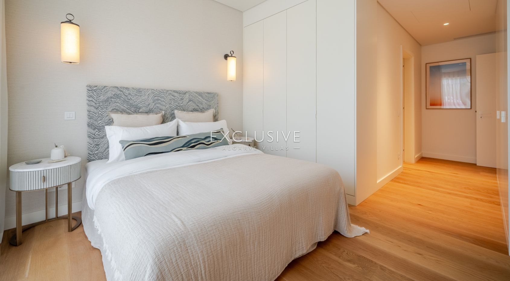 Beach front New Two Bedroom Apartment with Sea Views - Algarve