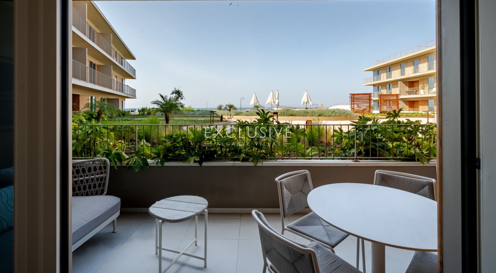 Beach front New Two Bedroom Apartment with Sea Views - Algarve