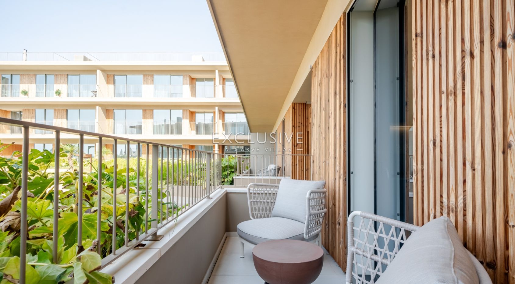 Beach front New Two Bedroom Apartment with Sea Views - Algarve