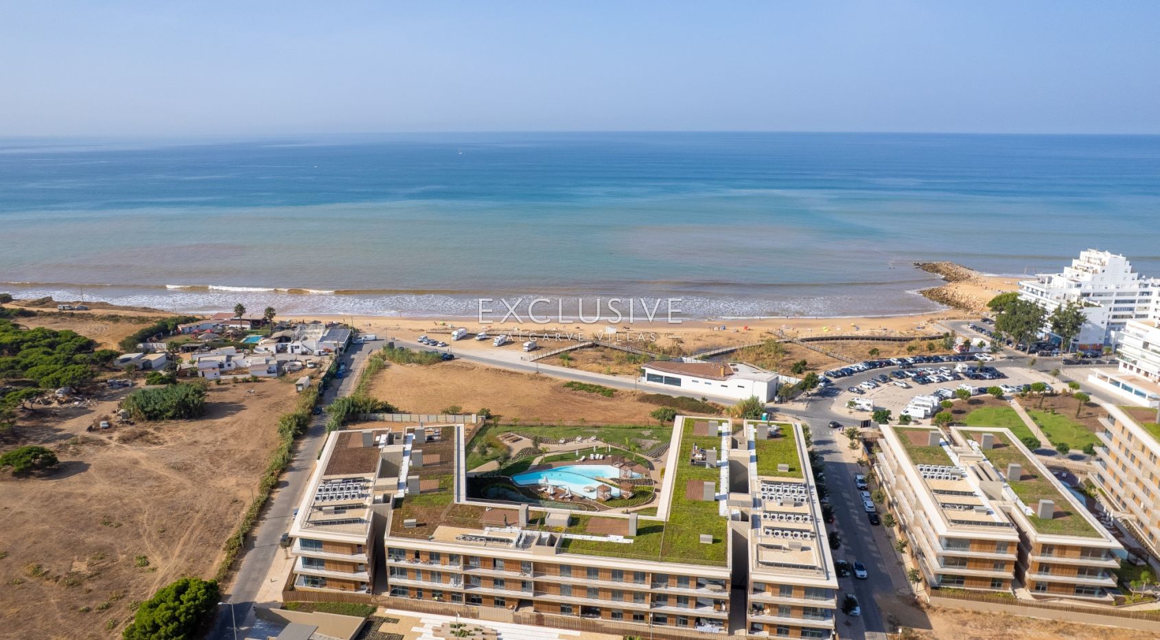 Beach front New Two Bedroom Apartment with Sea Views - Algarve
