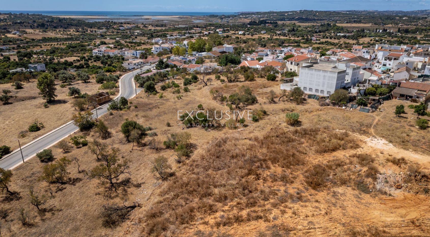 Gelegenheit zur Wohnbebauung - 12 Einheiten, Grundstück, Portimão, Algarve