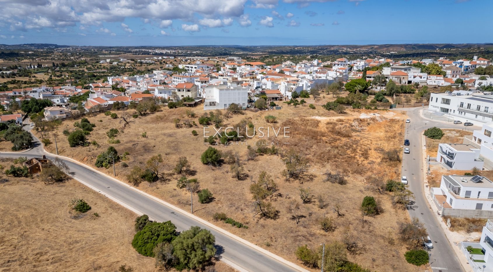 Gelegenheit zur Wohnbebauung - 12 Einheiten, Grundstück, Portimão, Algarve