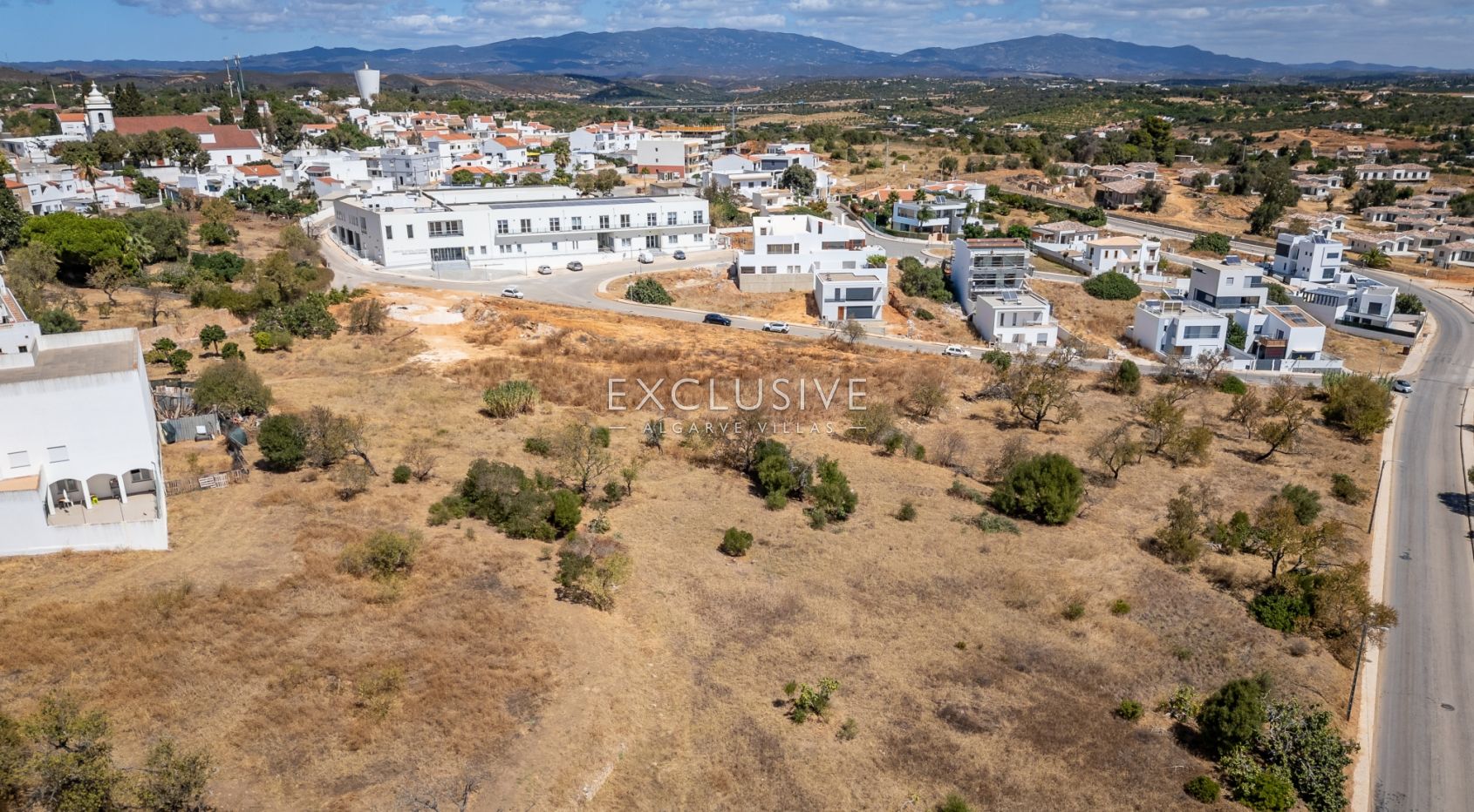 Gelegenheit zur Wohnbebauung - 12 Einheiten, Grundstück, Portimão, Algarve