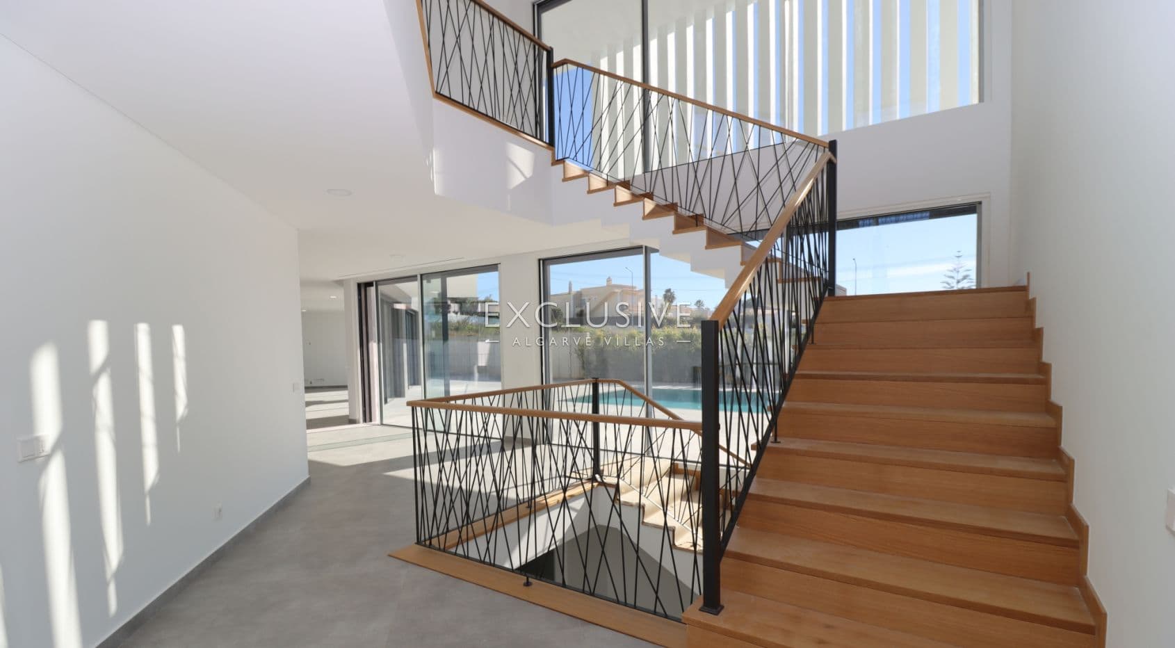 Moderne Villa, bezugsfertig, Praia da Galé, Albufeira