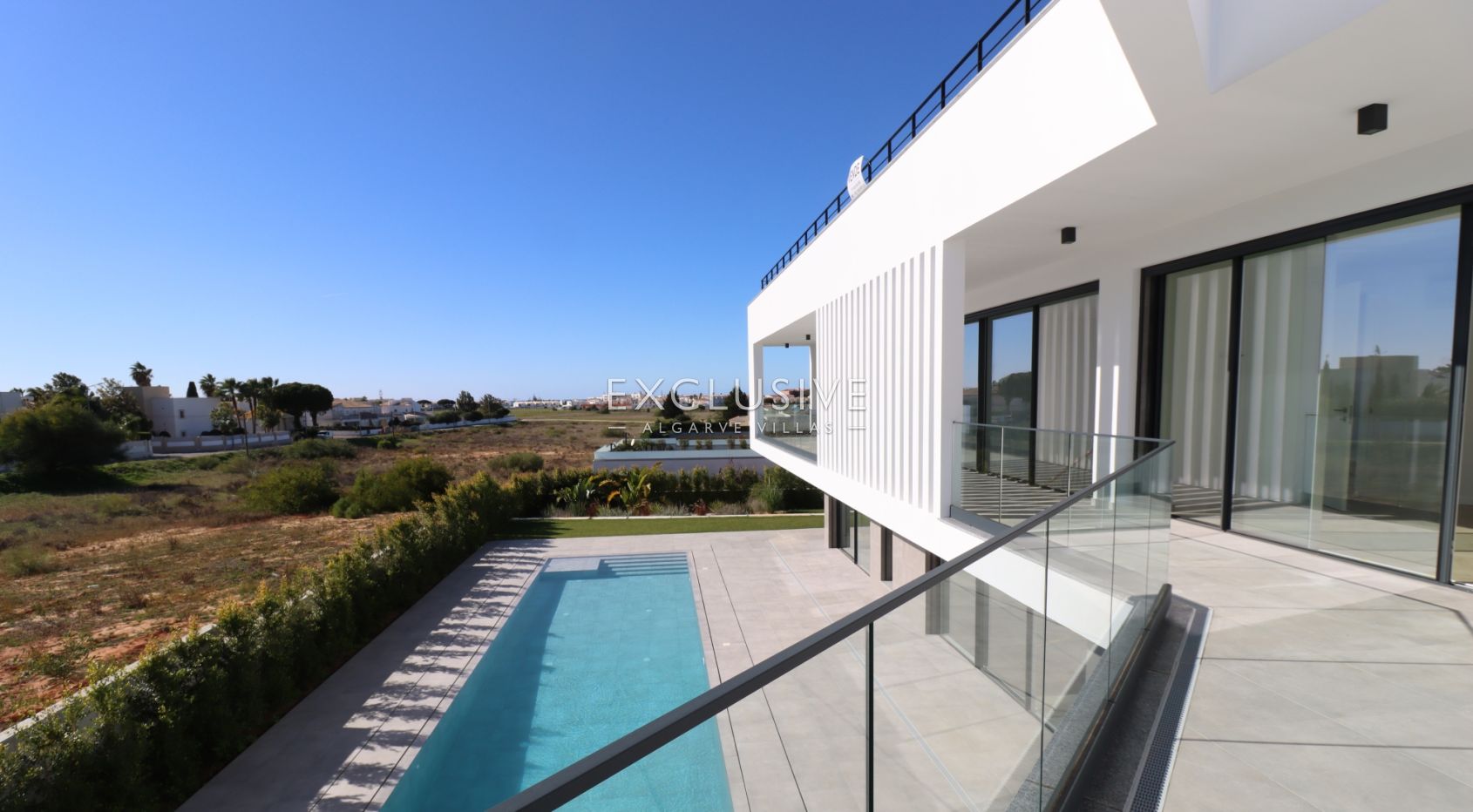 Moderne Villa, bezugsfertig, Praia da Galé, Albufeira