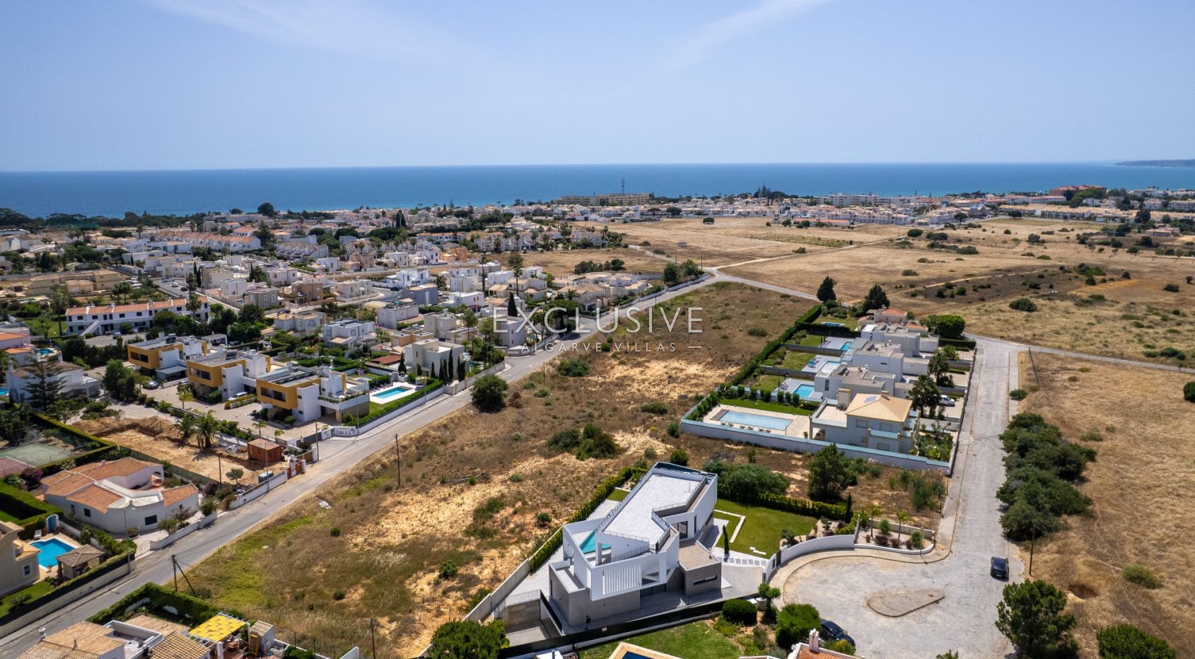 Moderne Villa, bezugsfertig, Praia da Galé, Albufeira