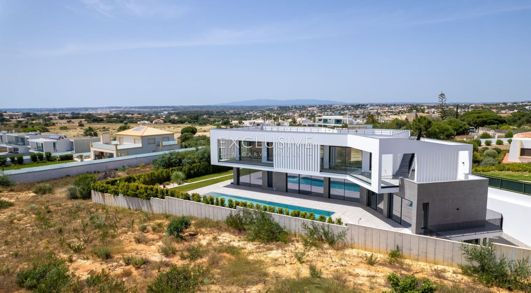 Moderne Villa, bezugsfertig, Praia da Galé, Albufeira