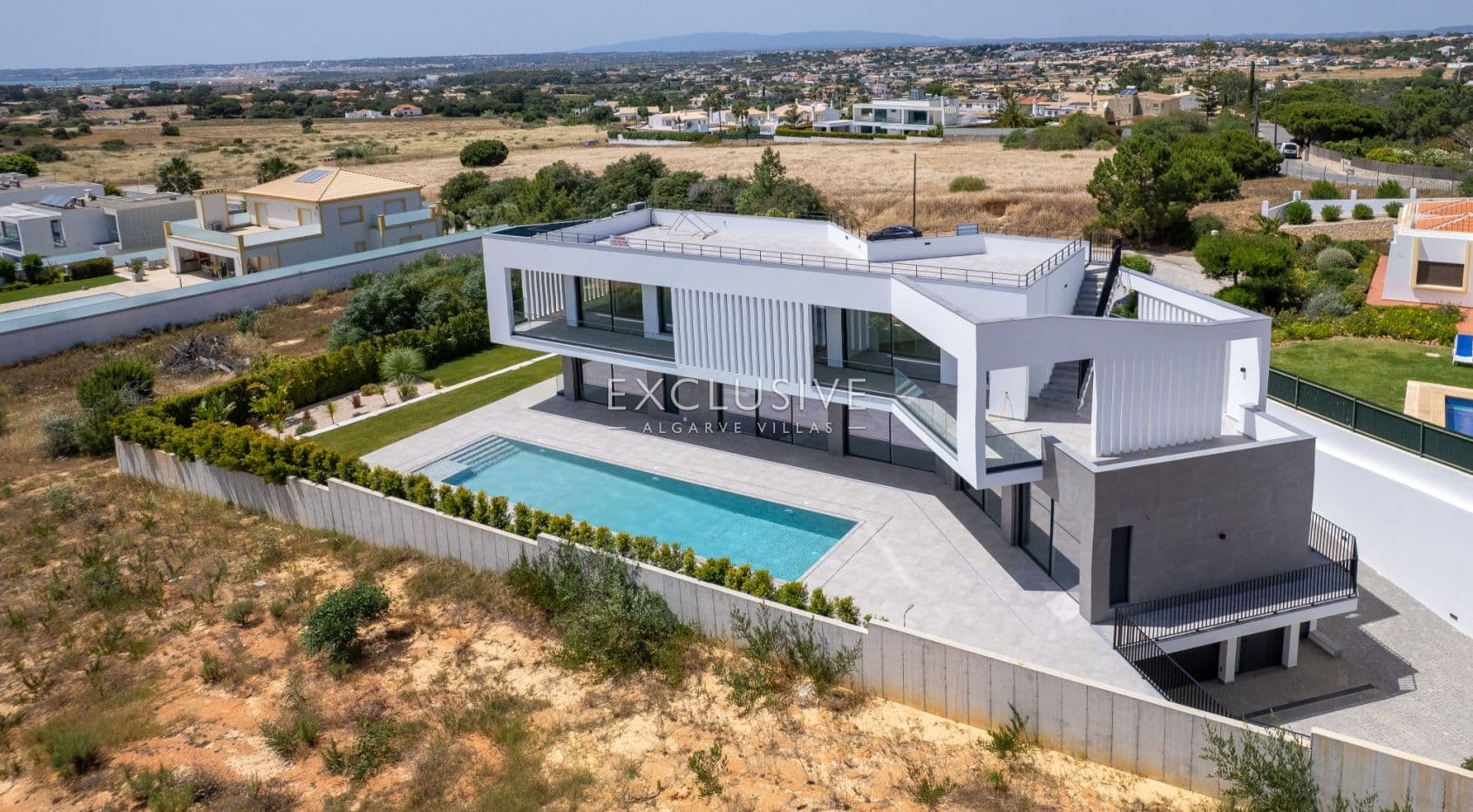 Moderne Villa, bezugsfertig, Praia da Galé, Albufeira-1