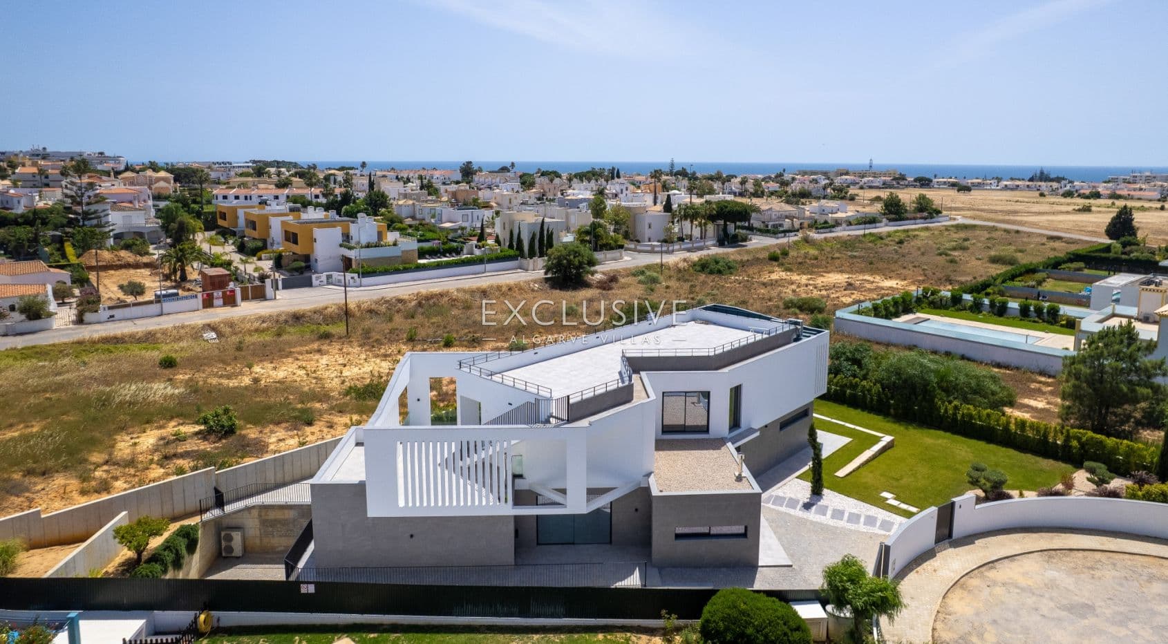 Moderne Villa, bezugsfertig, Praia da Galé, Albufeira