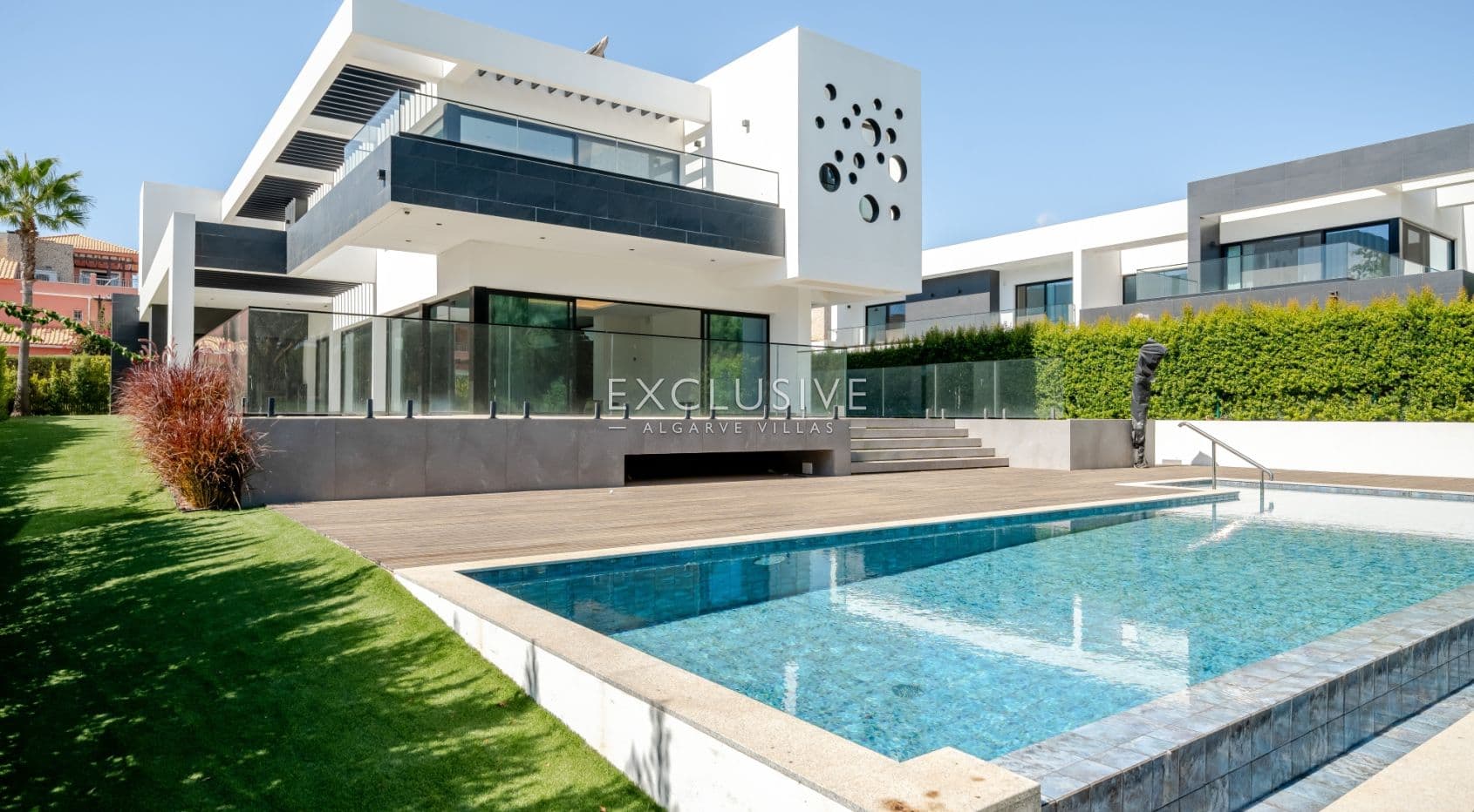 Luxueuse Villa 4+1 Chambres avec Piscine Près du Golf Els à Vilamoura-1