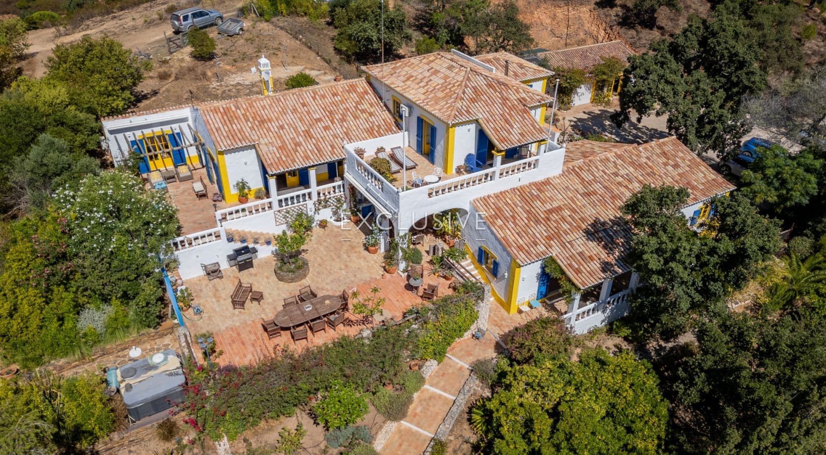 Abgelegenes Landgut mit 17 Hektar in der Nähe von Lagos, Algarve-1