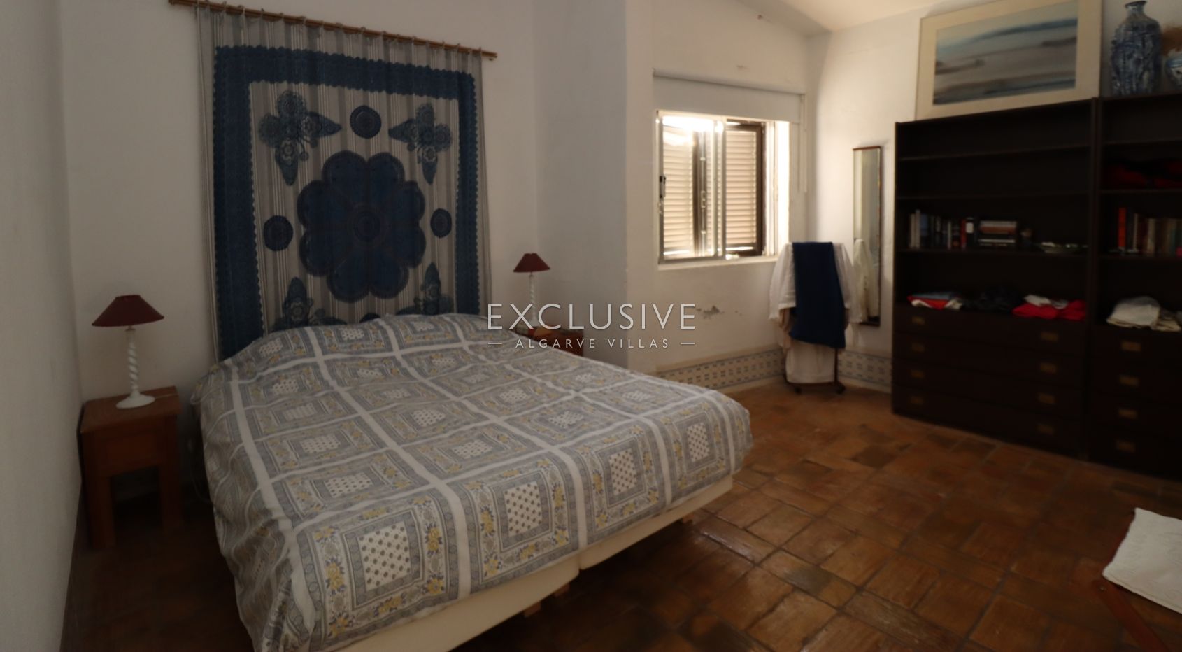 Haus mit großem Grundstück zum Renovieren in Strandnähe in Carvoeiro