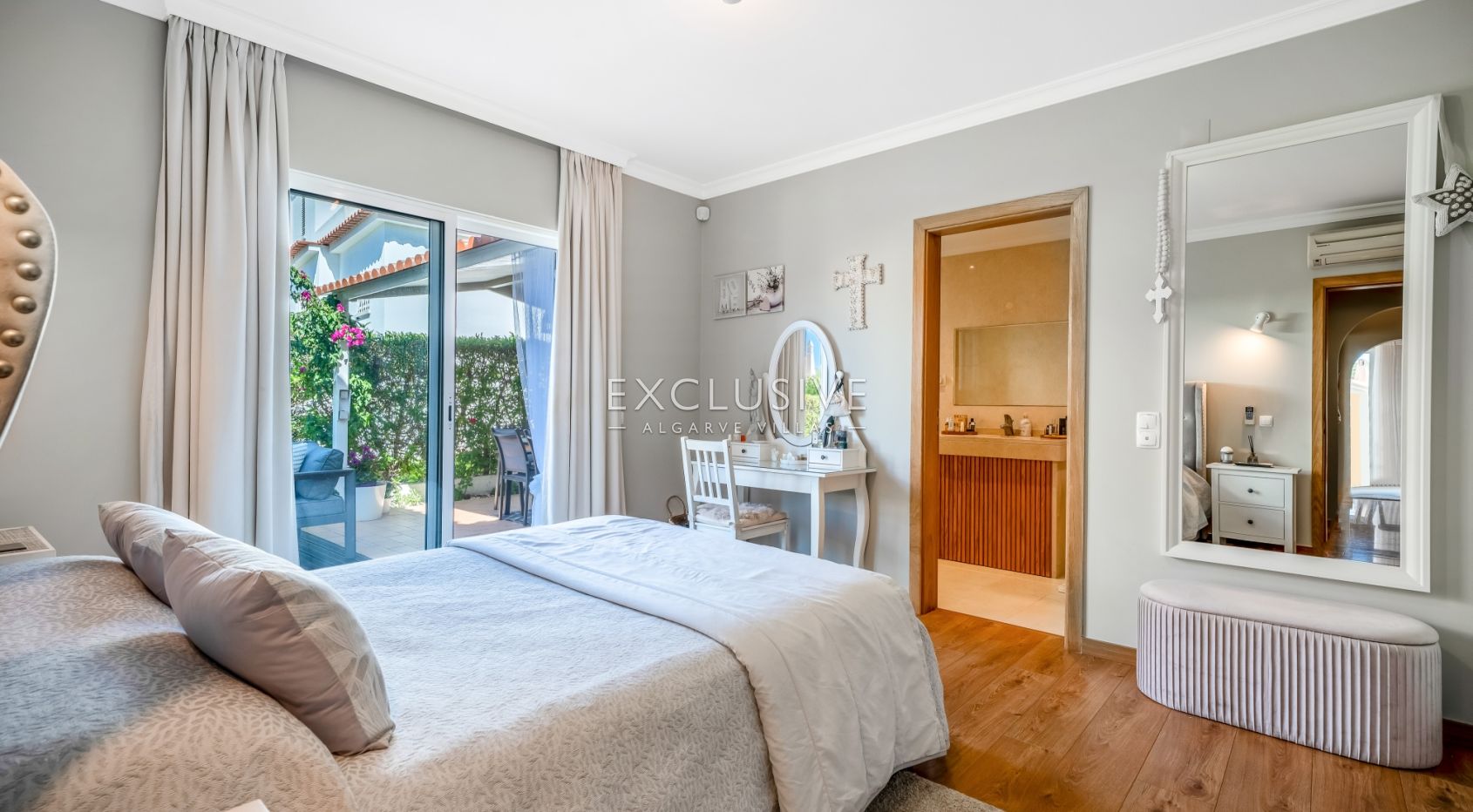 Magnifique villa avec piscine chauffée à Vilamoura, dans un emplacement exceptionnel