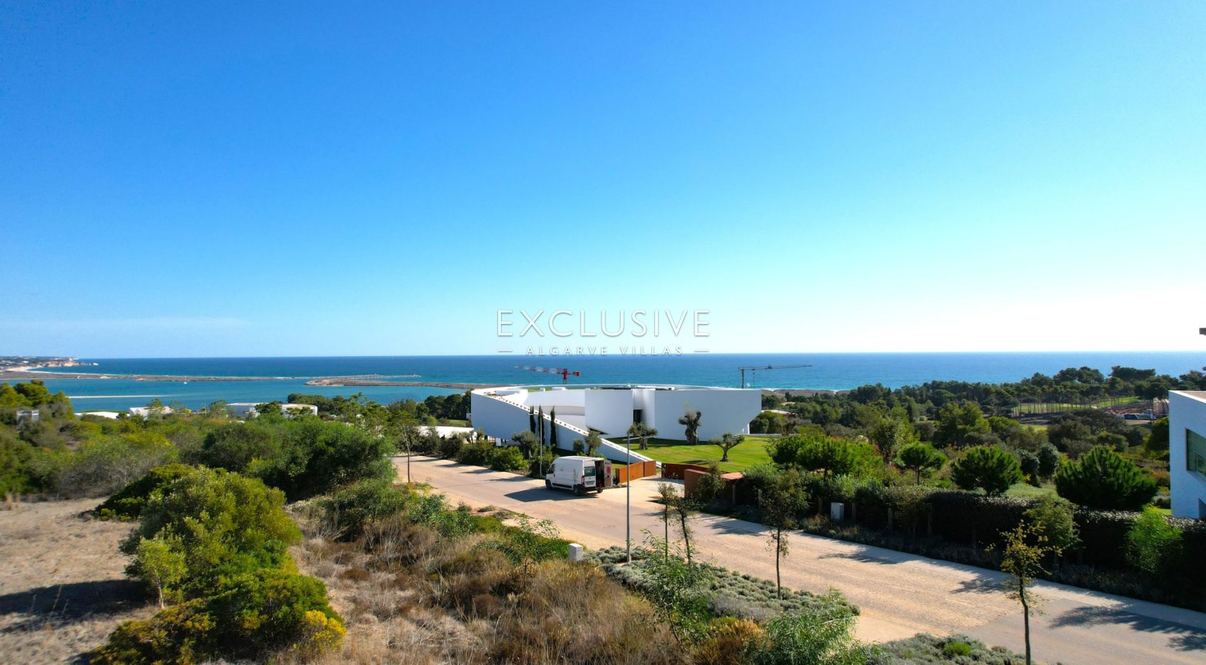 Exklusives 5000m2-Grundstück mit genehmigtem Luxus-Villa-Design im Palmares Golf Resort