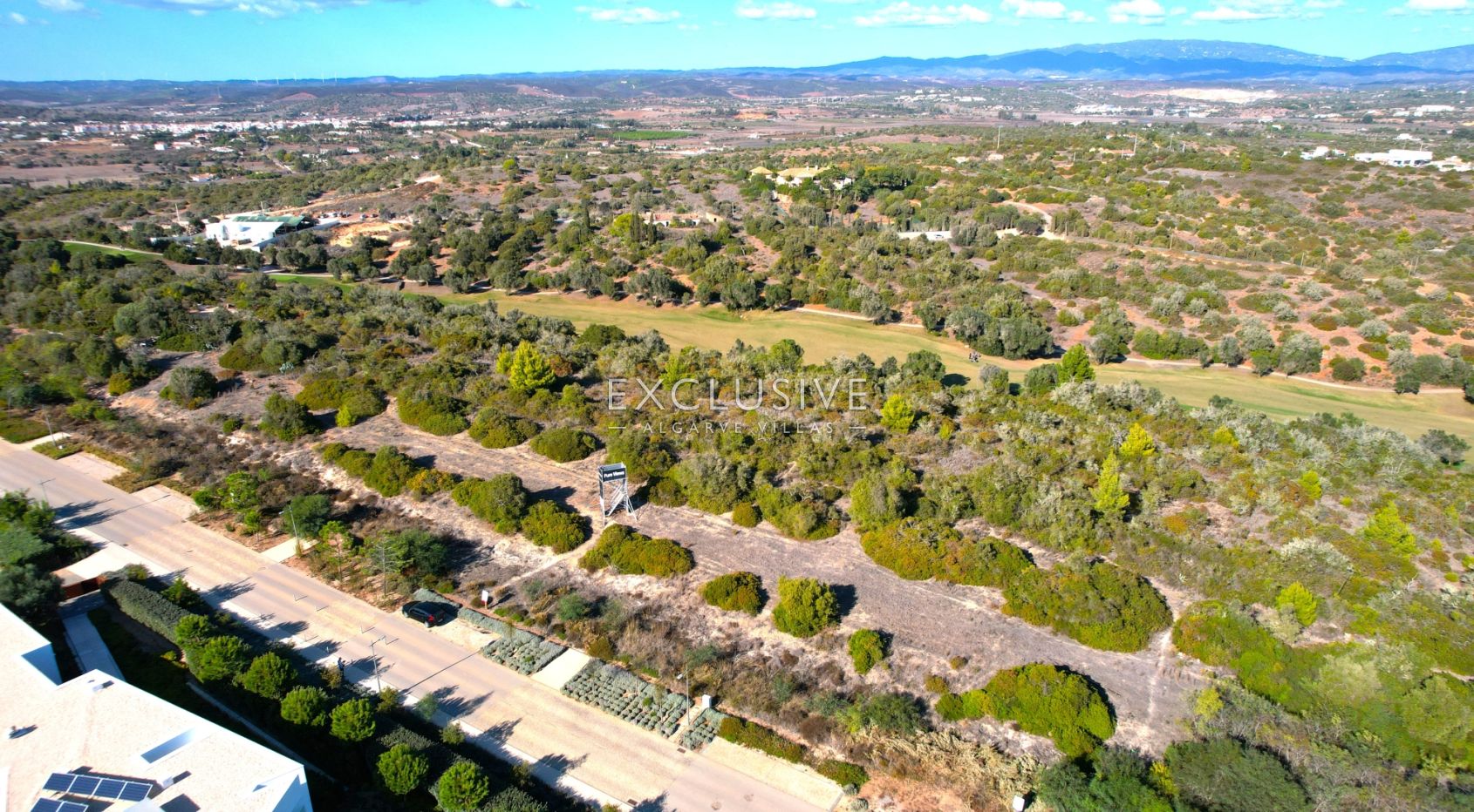 Exklusives 5000m2-Grundstück mit genehmigtem Luxus-Villa-Design im Palmares Golf Resort