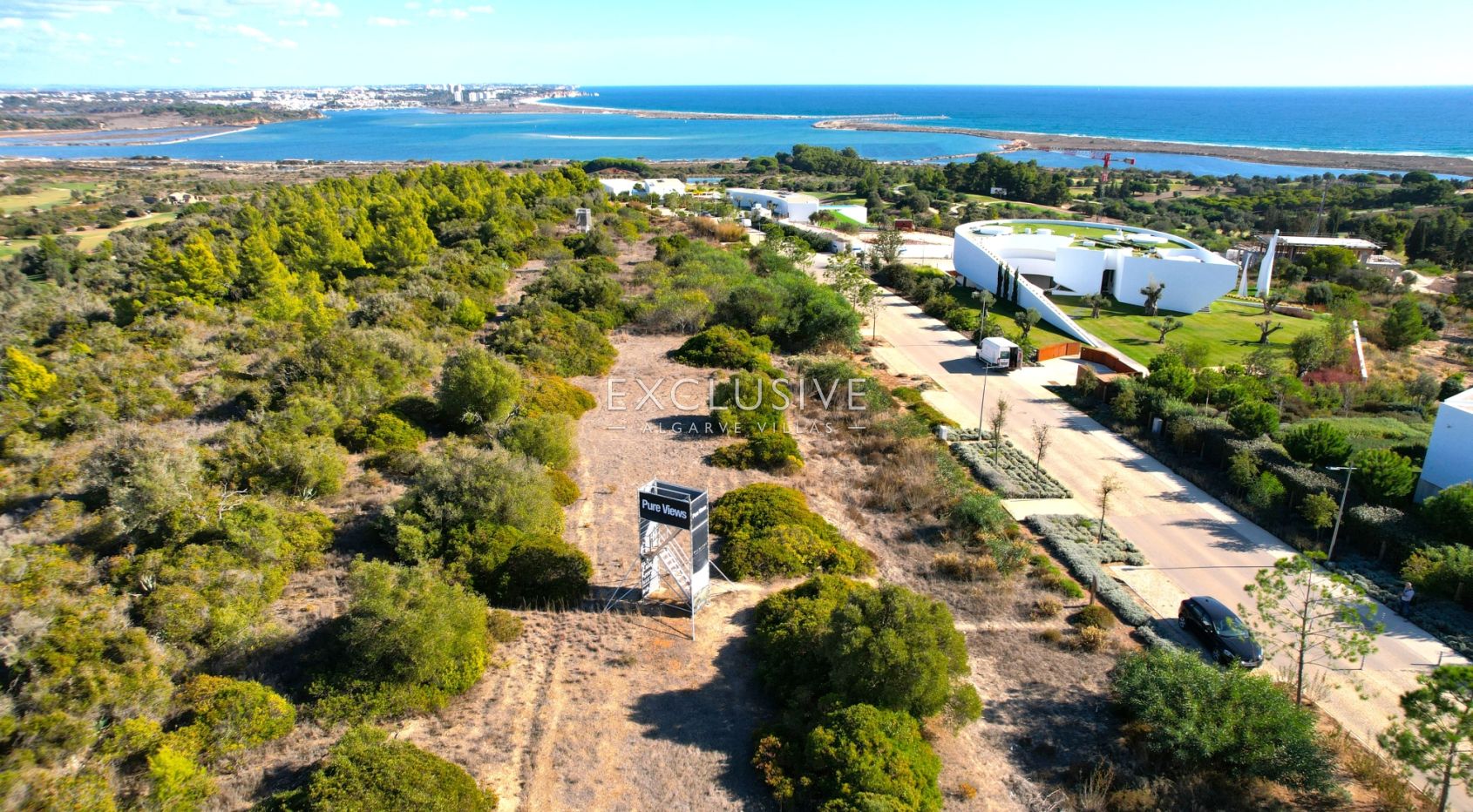 Exklusives 5000m2-Grundstück mit genehmigtem Luxus-Villa-Design im Palmares Golf Resort