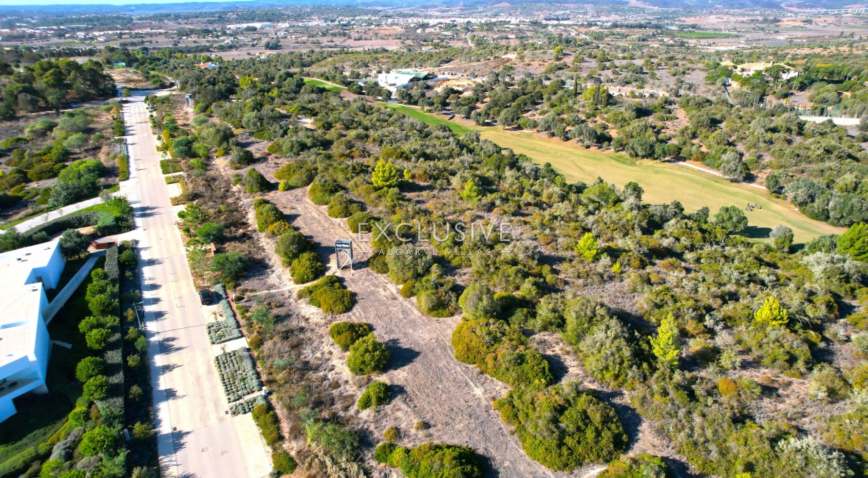 Exklusives 5000m2-Grundstück mit genehmigtem Luxus-Villa-Design im Palmares Golf Resort