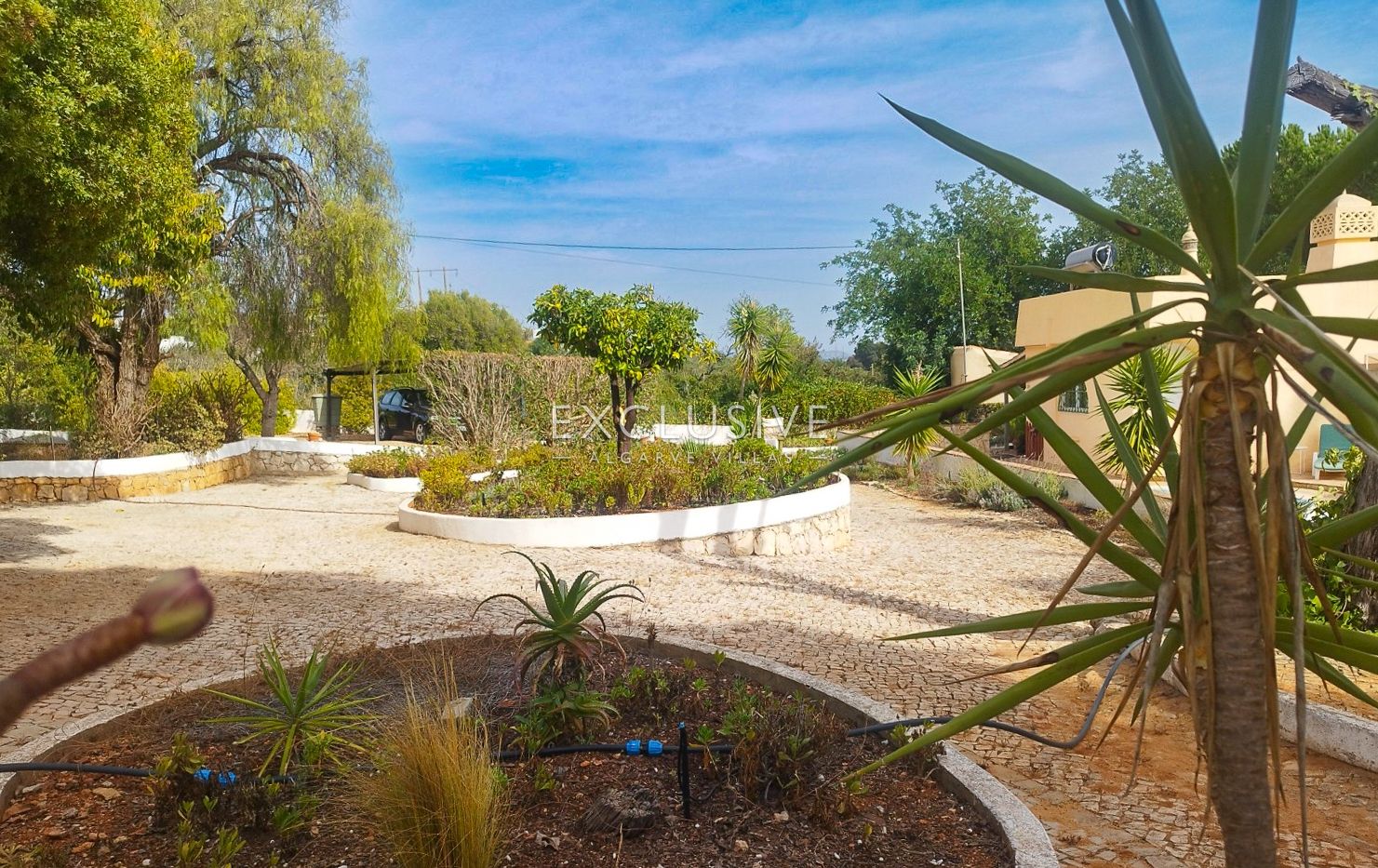 Freistehende Villa mit 4 Schlafzimmern, Pool und großem Grundstück in Alcantarilha, Sil
