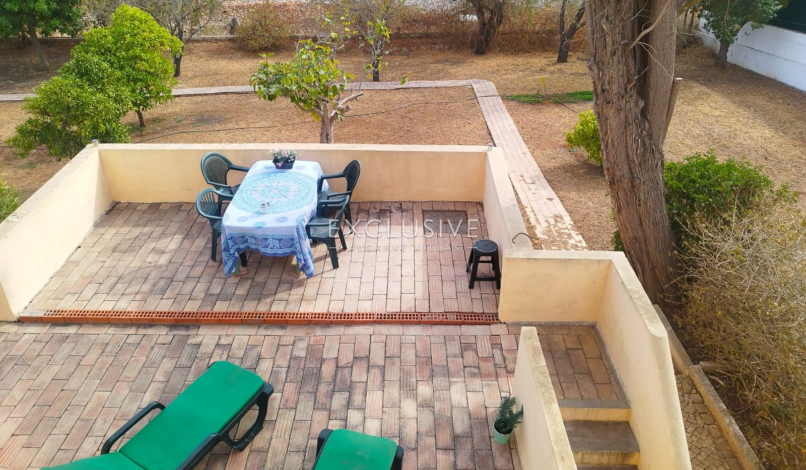 Freistehende Villa mit 4 Schlafzimmern, Pool und großem Grundstück in Alcantarilha, Sil