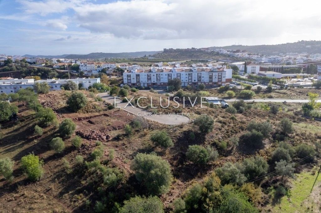 Urbanisierung von 11 städtischen Grundstücken in Silves, Algarve