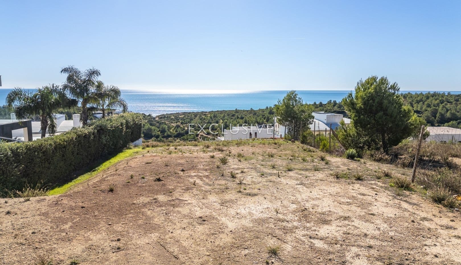Panoramagrundstück mit Meerblick und genehmigtem zeitgenössischem Projekt Westalgarve-2