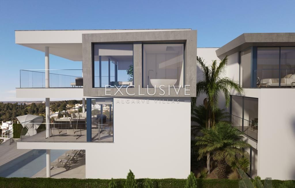 Panoramagrundstück mit Meerblick und genehmigtem zeitgenössischem Projekt Westalgarve