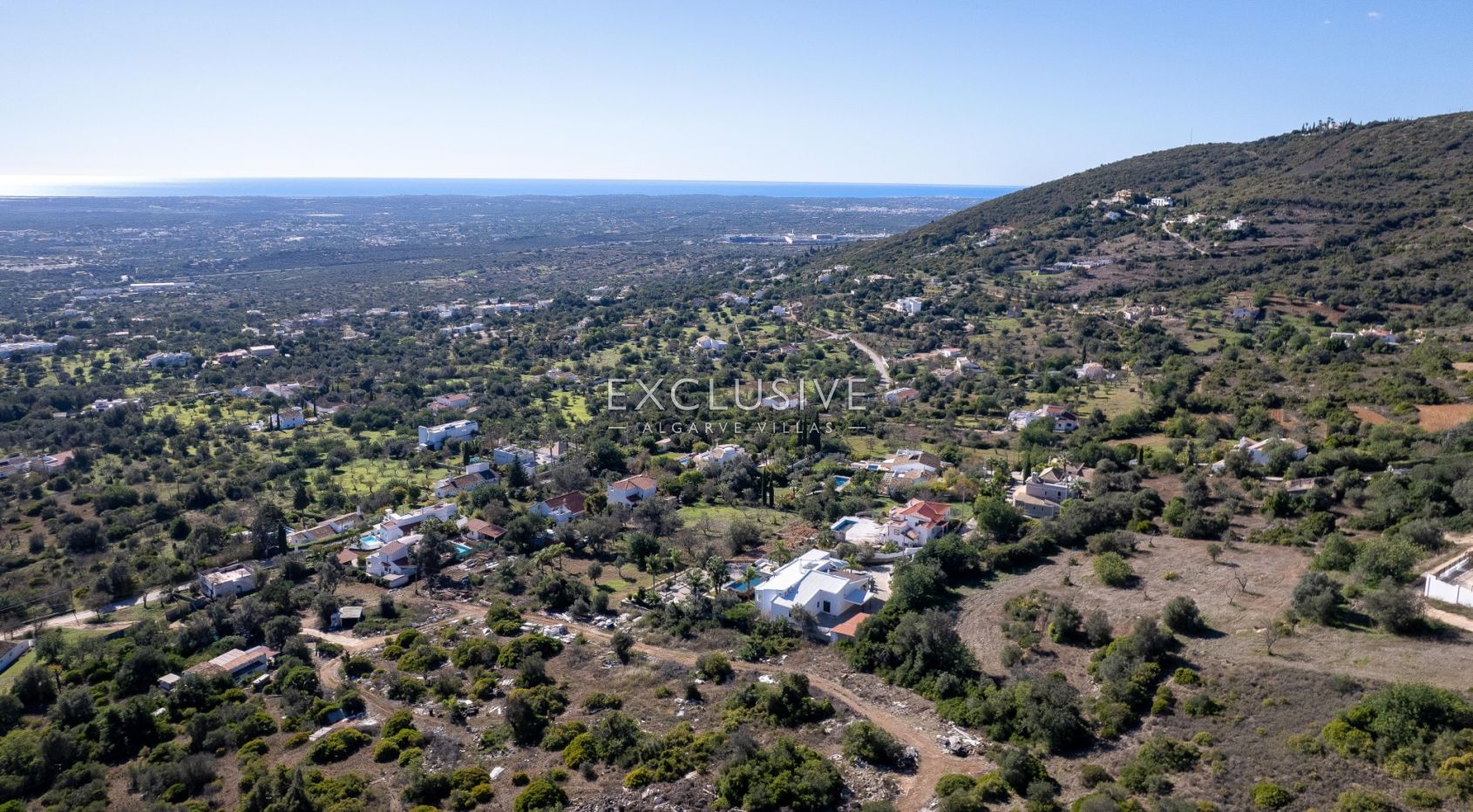 Villa Sta Barbara de Nexe, umgebaut mit fantastischem Küstenblick über die Algarve
