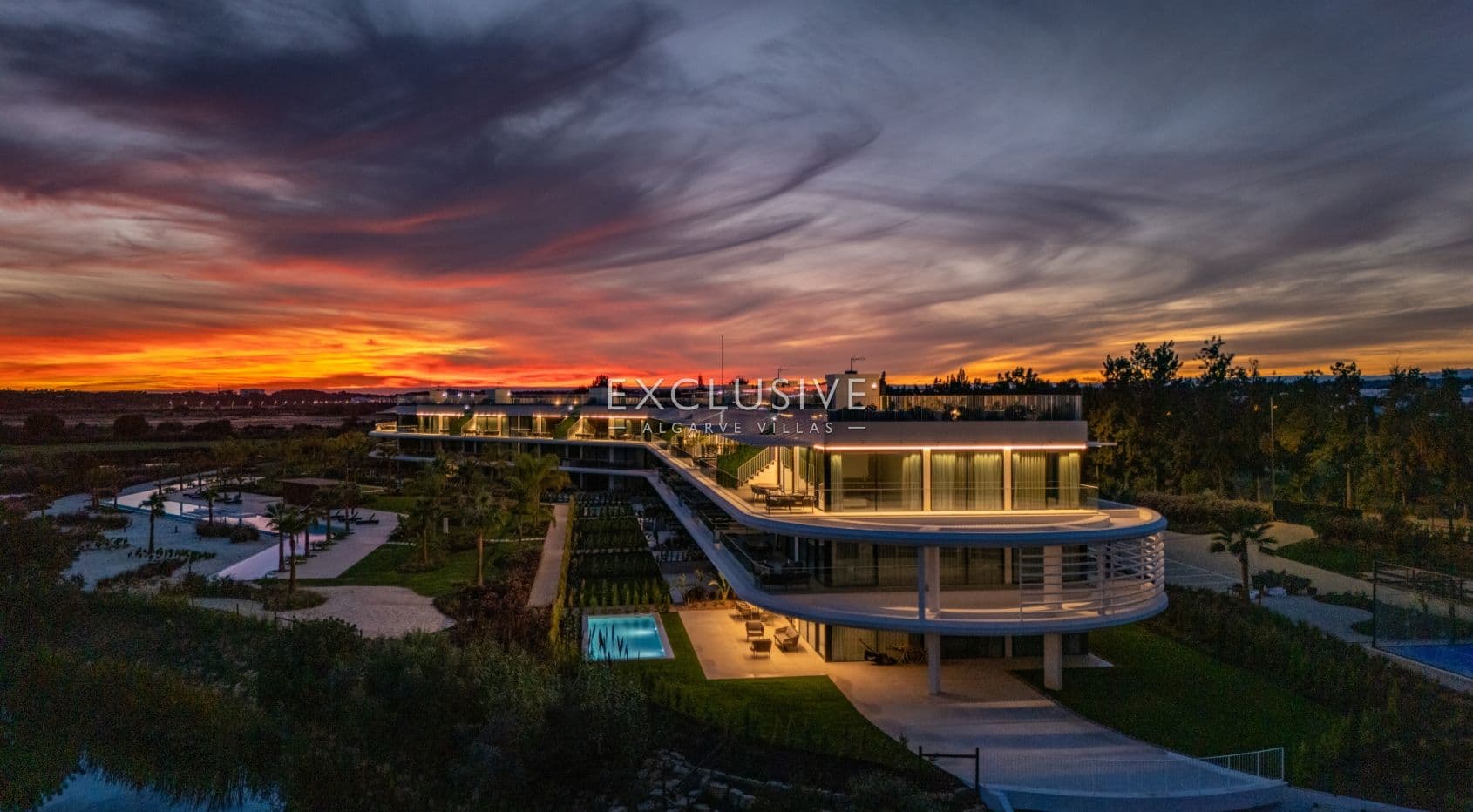 luxury 3 Bedroom contemporary penthouse in Vilamoura with golf and ocean views-2
