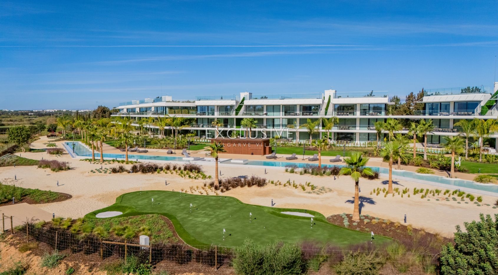 3 Bedroom contemporary penthouse in Vilamoura with golf and ocean views