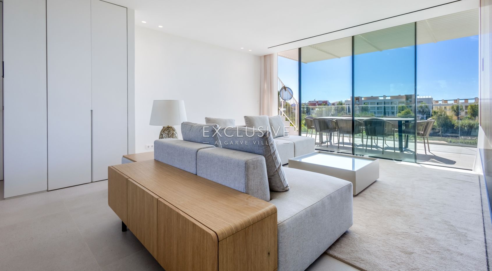 3 Bedroom contemporary penthouse in Vilamoura with golf and ocean views