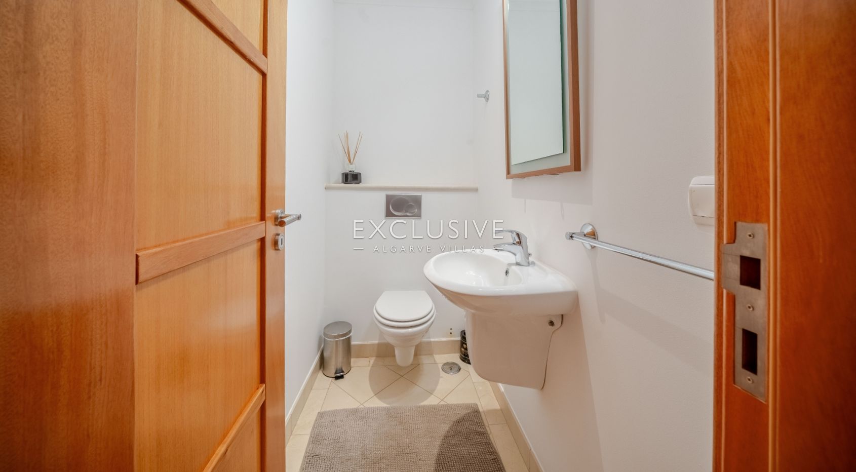 Schöne 2-Zimmer-Wohnung mit Meerblick in Vilamoura