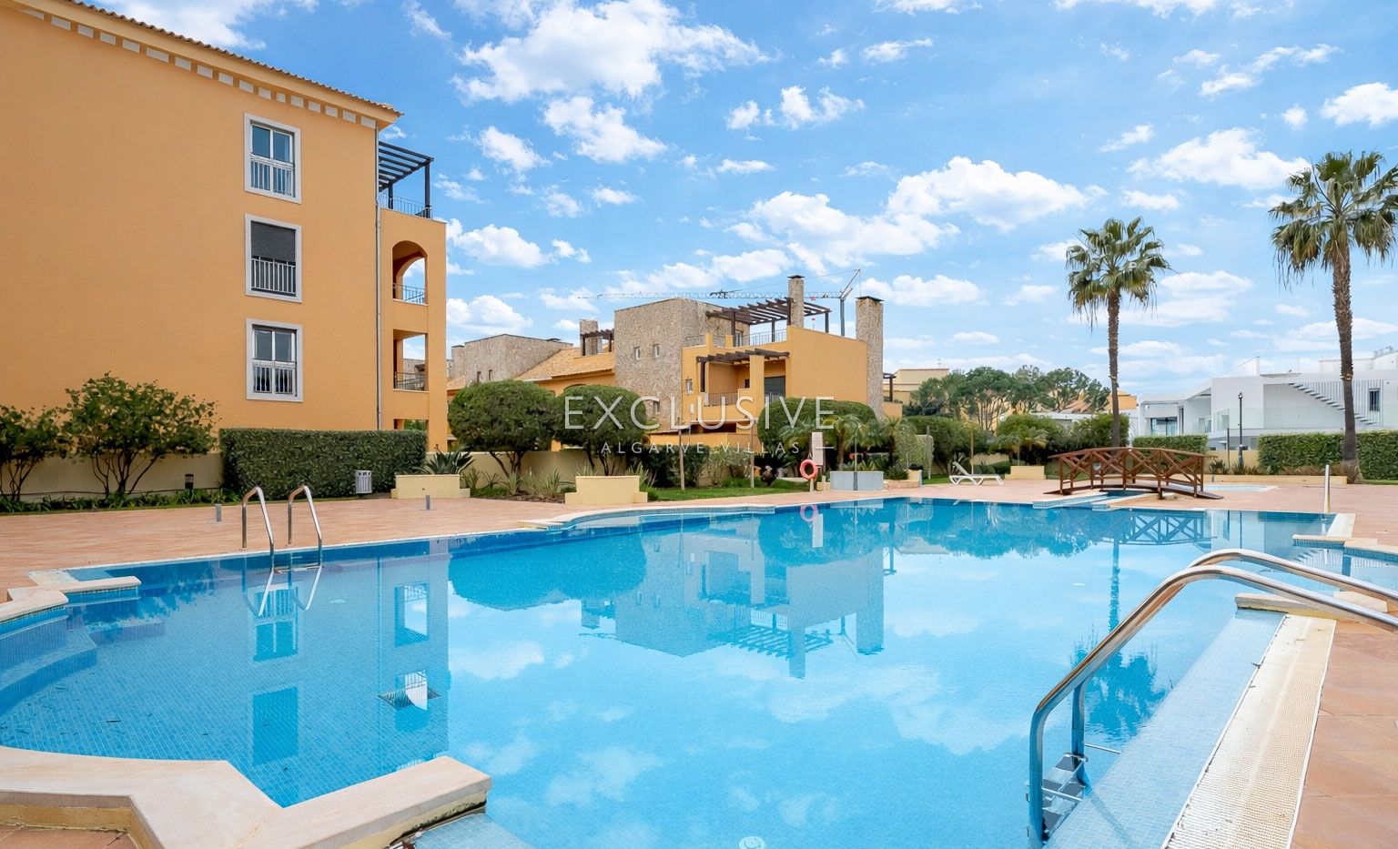 Schöne 2-Zimmer-Wohnung mit Meerblick in Vilamoura