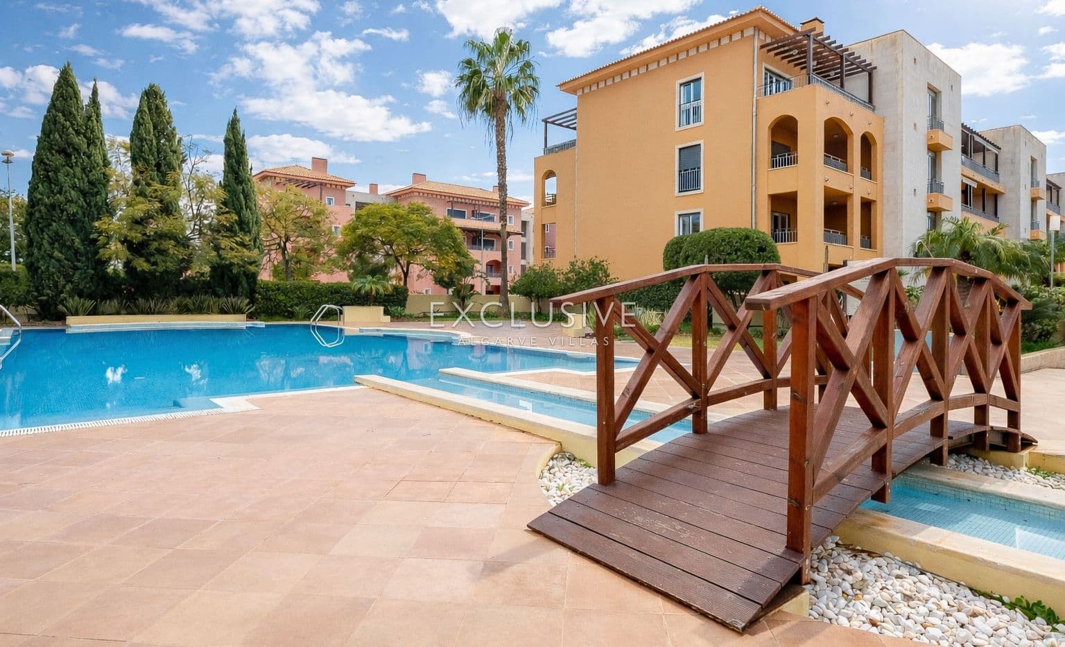 Schöne 2-Zimmer-Wohnung mit Meerblick in Vilamoura-1