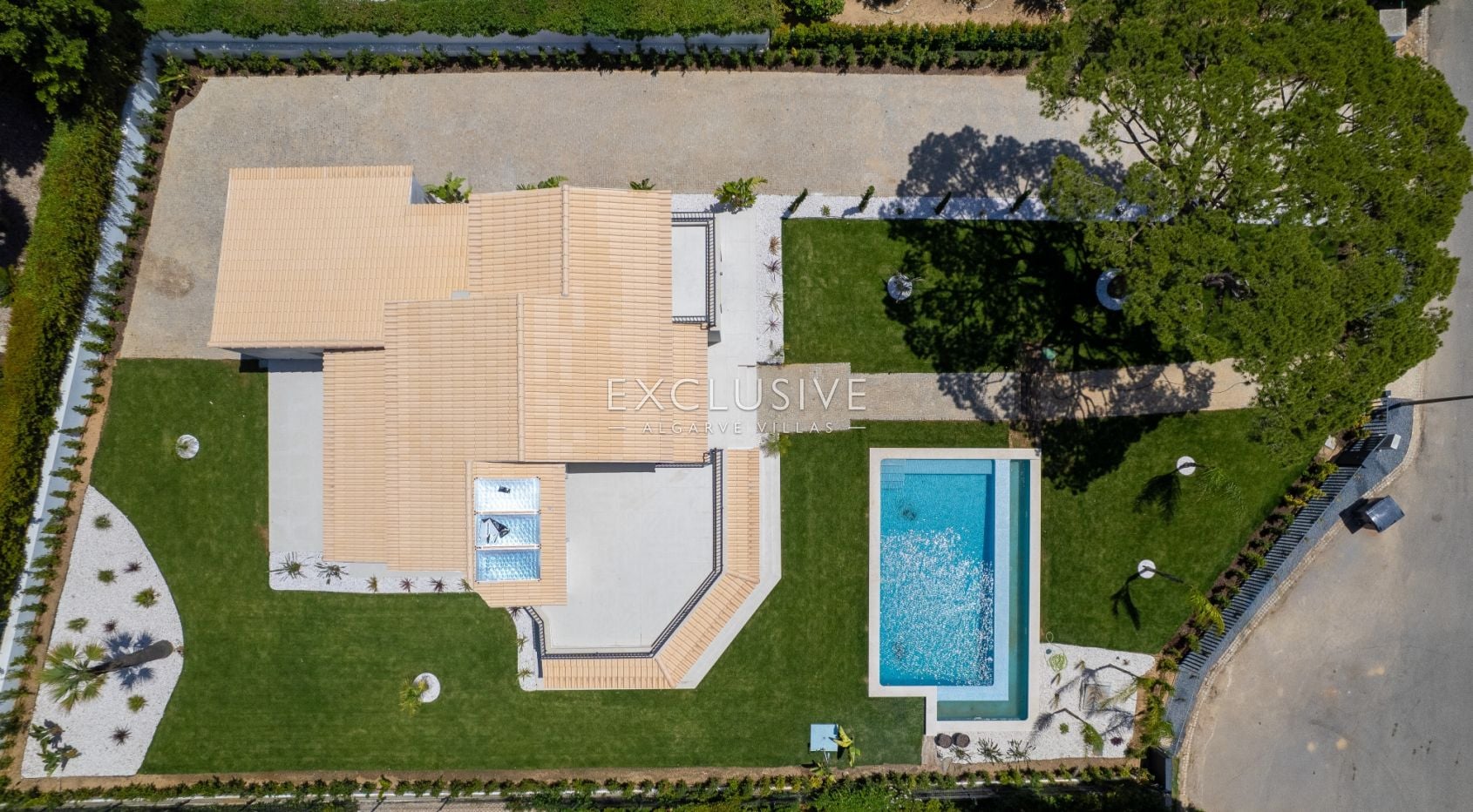 4-Bedroom Luxury Villa - Fully Renovated in Vilamoura