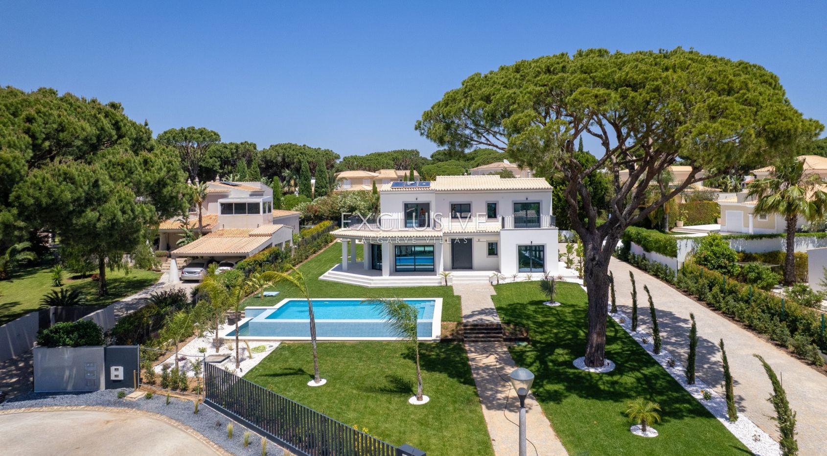 4-Bedroom Luxury Villa - Fully Renovated in Vilamoura