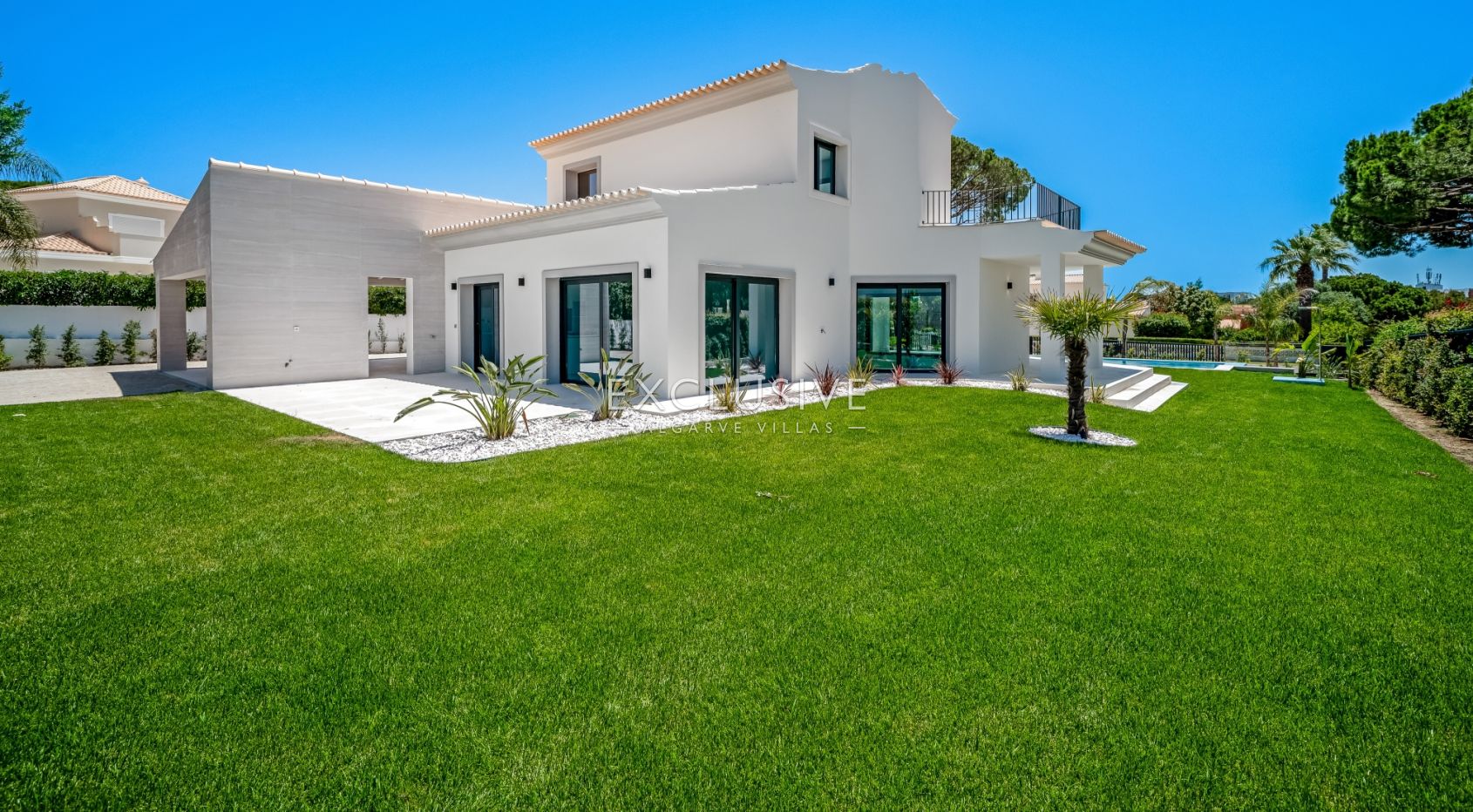 4-Bedroom Luxury Villa - Fully Renovated in Vilamoura