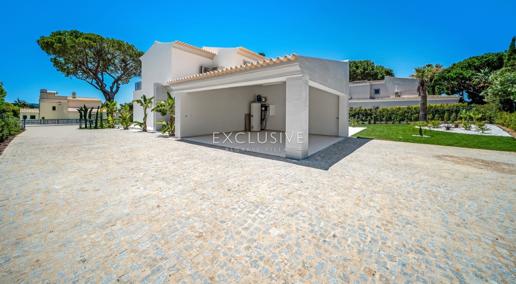 4-Bedroom Luxury Villa - Fully Renovated in Vilamoura