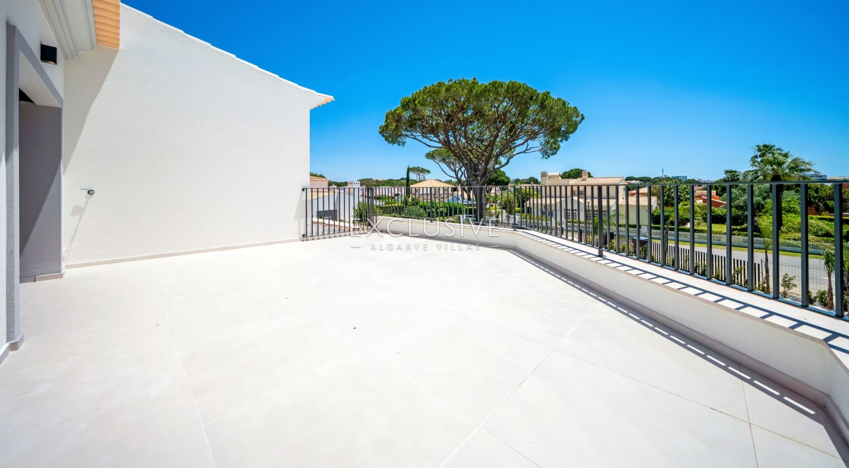 4-Bedroom Luxury Villa - Fully Renovated in Vilamoura