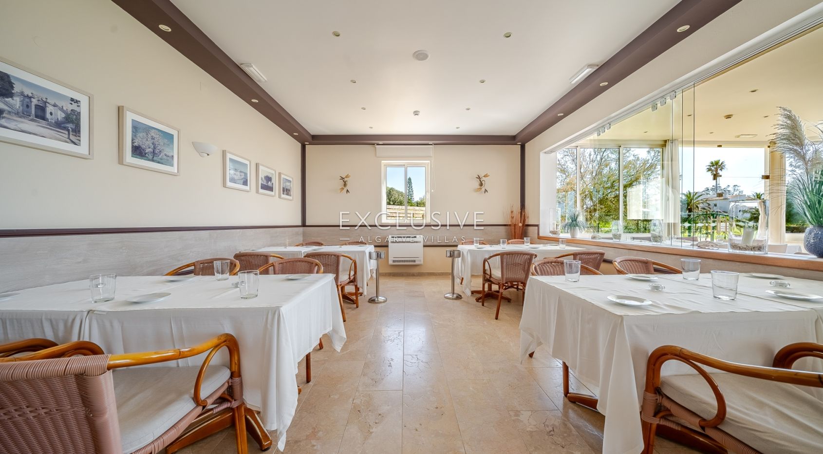 Restaurant mit Meerblick, Carvoeiro, Algarve