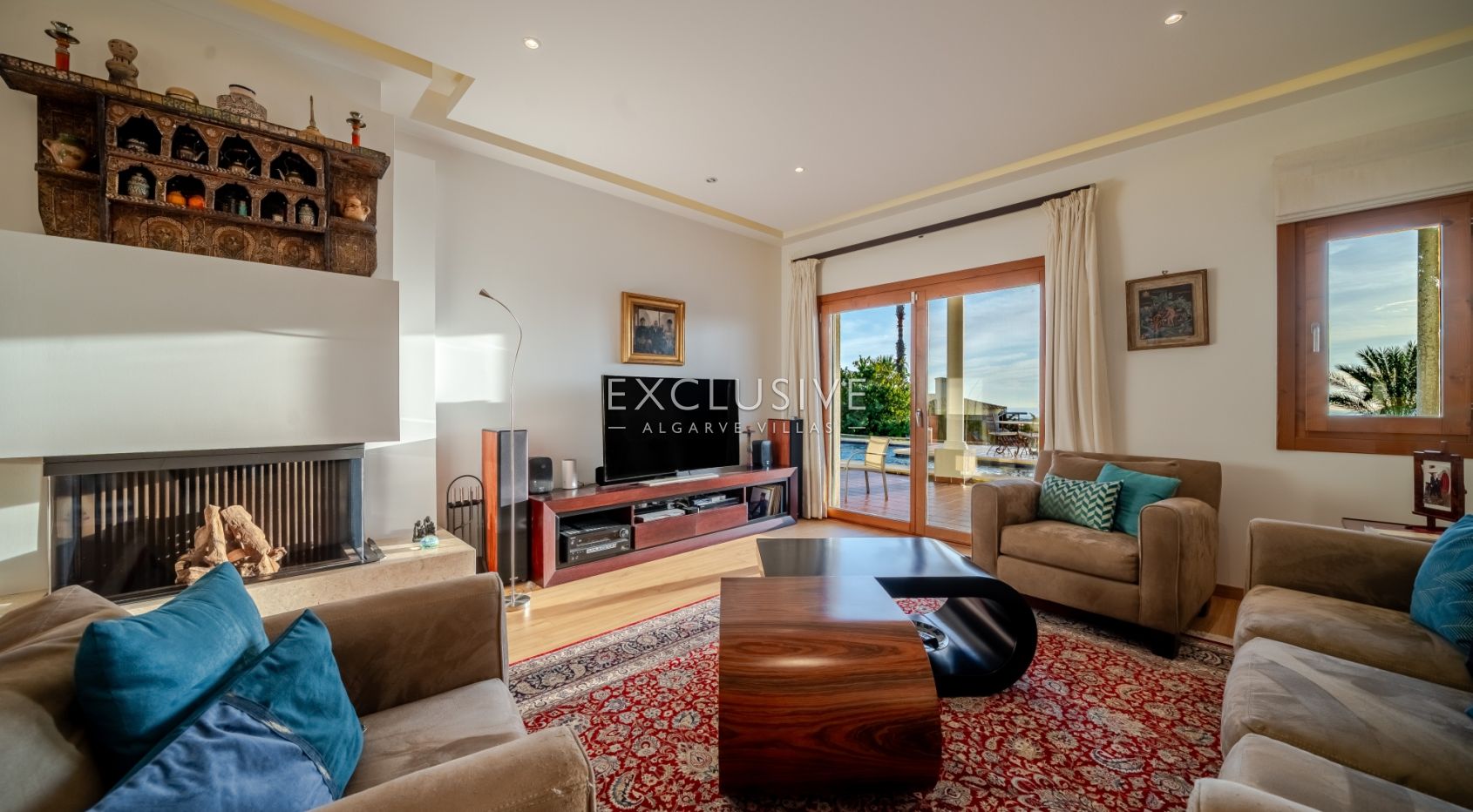 Luxuriöse Villa mit 5 Schlafzimmern und Meerblick in der Nähe von Santa Barbara de Nexe